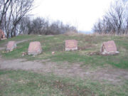 Заброшеное кладбище Флоровского Монастыря