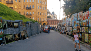 Продажа картин на Андреевском спуске