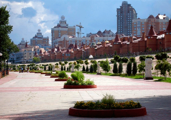 Obolonska embankment