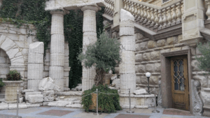 Экскурсия в Межигорье