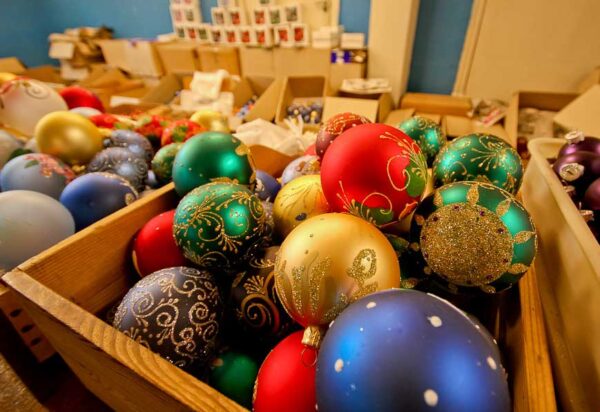 Экскурсия на фабрику елочных игрушек